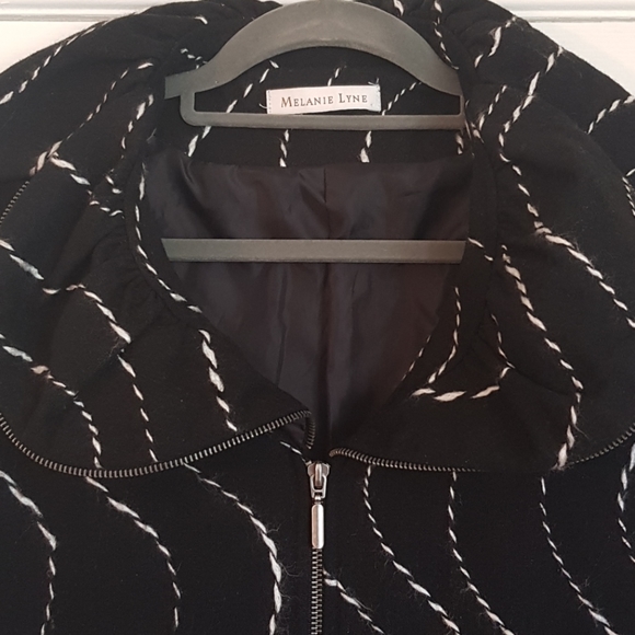 Melanie Lyne Black Wool Jacket - Picture 2 of 5